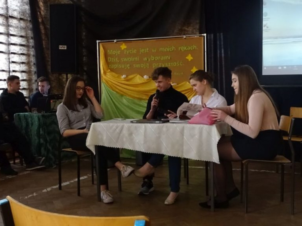 Dzień otwarty w LO w Komarówce - zdjęcia