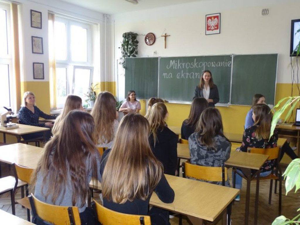 Dzień otwarty w LO w Komarówce - zdjęcia