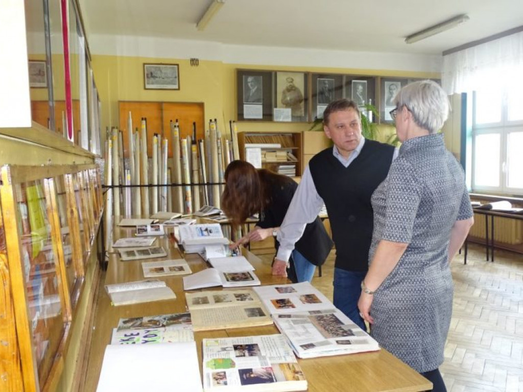 Dzień otwarty w LO w Komarówce - zdjęcia