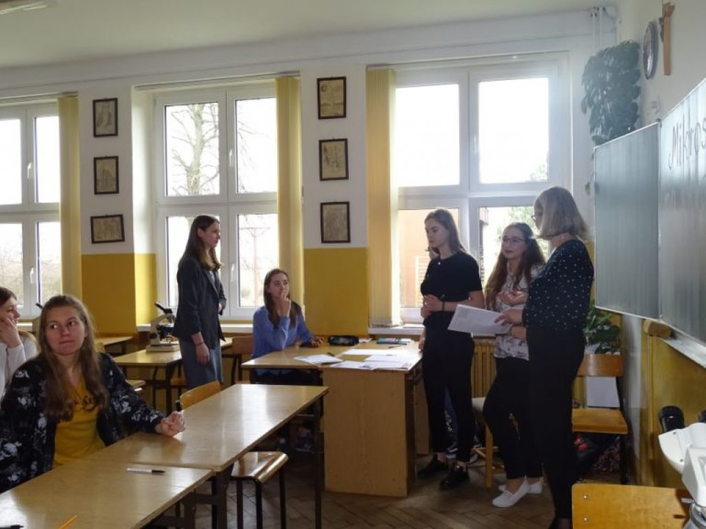 Dzień otwarty w LO w Komarówce - zdjęcia