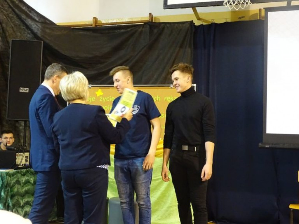 Dzień otwarty w LO w Komarówce - zdjęcia