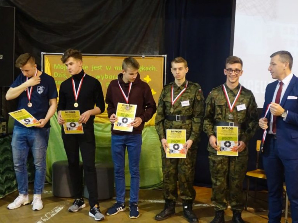 Dzień otwarty w LO w Komarówce - zdjęcia