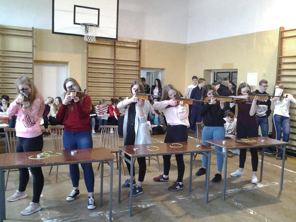 Mistrzostwa powiatu w strzelaniu z karabinka automatycznego