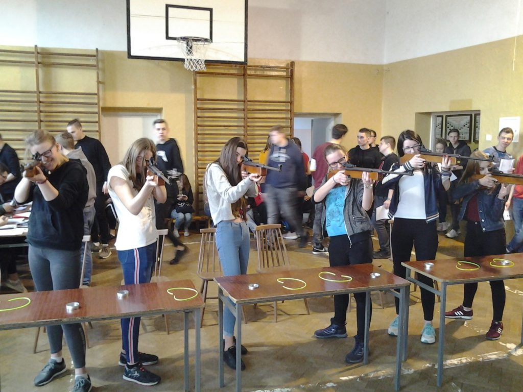 Mistrzostwa powiatu w strzelaniu z karabinka automatycznego