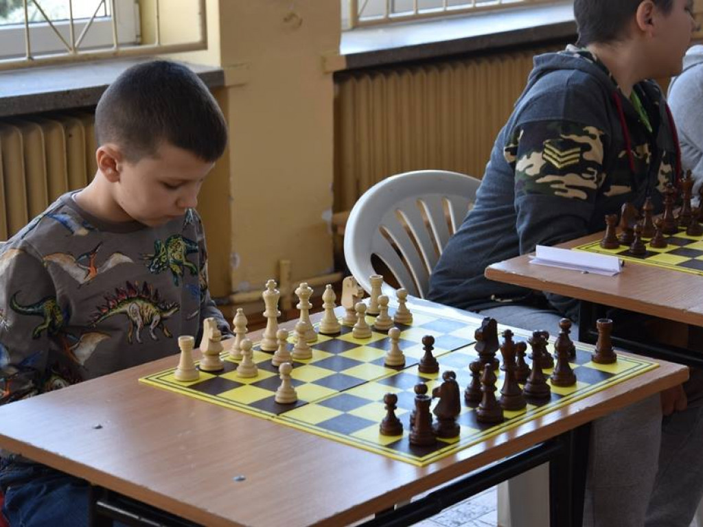 Symultana uczniów LO i Kamila Piecha