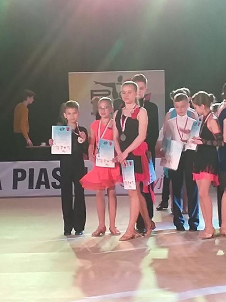Sukcesy radzyńskich tancerzy na turnieju w Piaskach