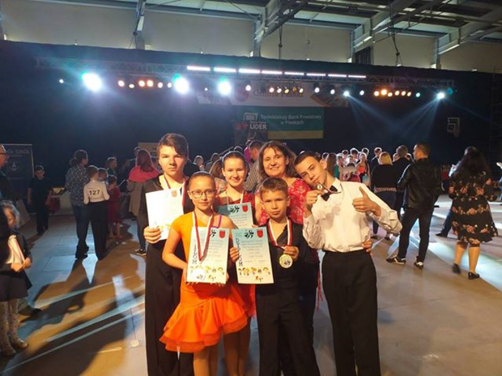 Sukcesy radzyńskich tancerzy na turnieju w Piaskach