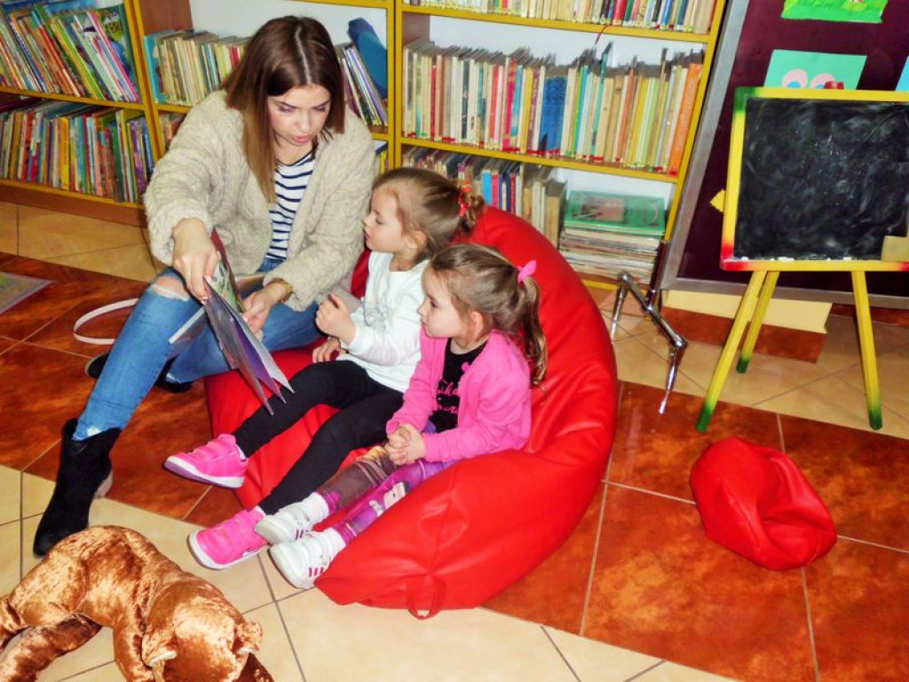 Międzynarodowy Dzień Książki dla Dzieci w GBP w Kąkolewnicy