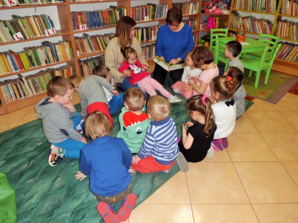 Międzynarodowy Dzień Książki dla Dzieci w GBP w Kąkolewnicy