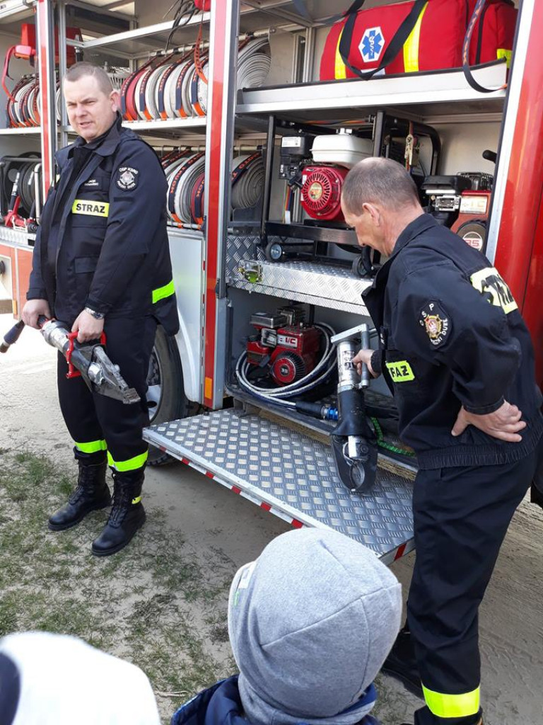 Strażacy w przedszkolu 