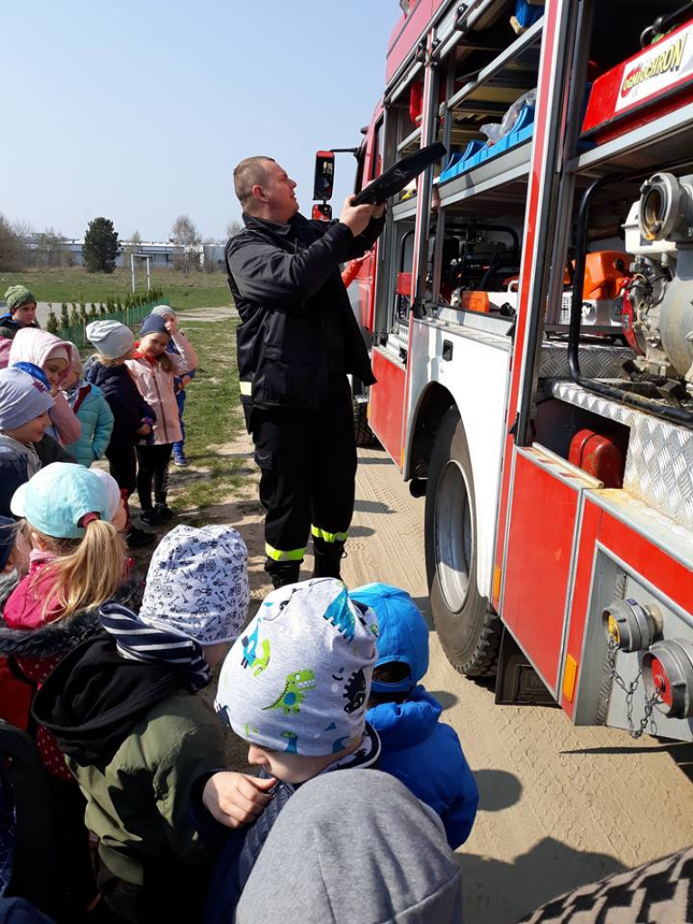 Strażacy w przedszkolu 