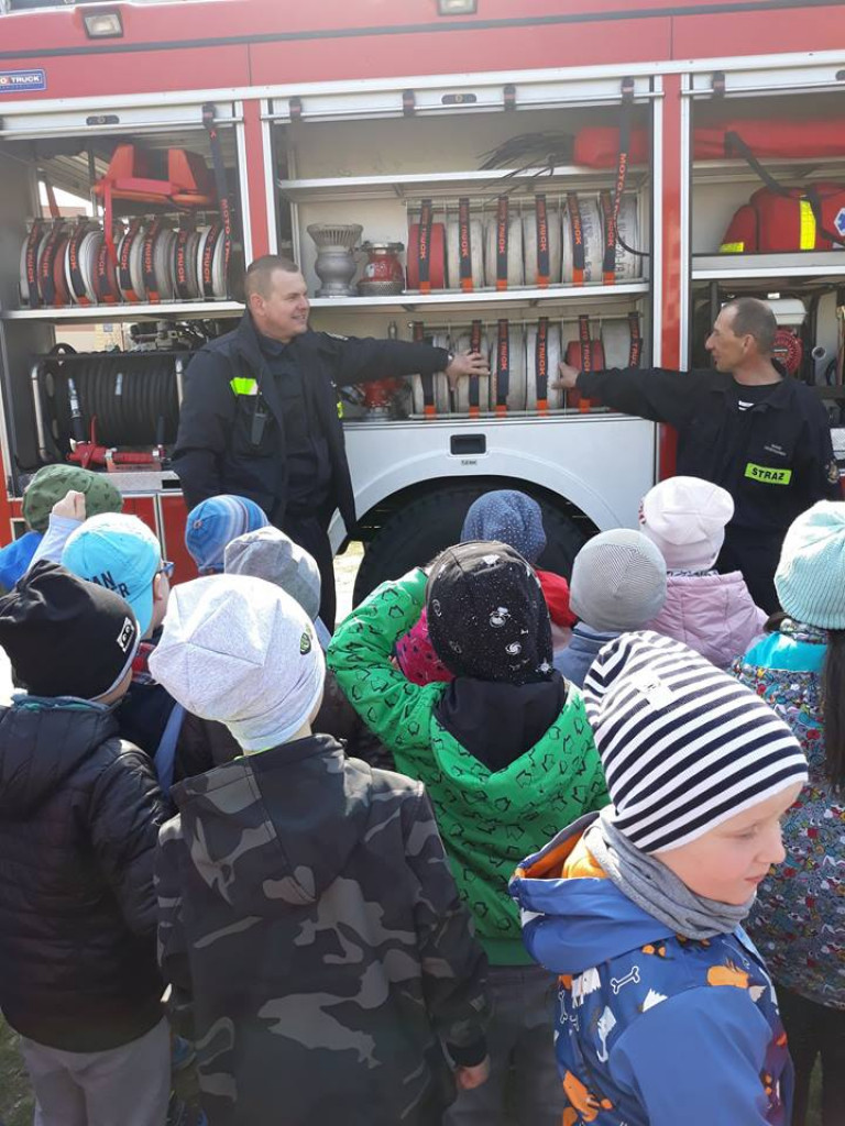 Strażacy w przedszkolu 