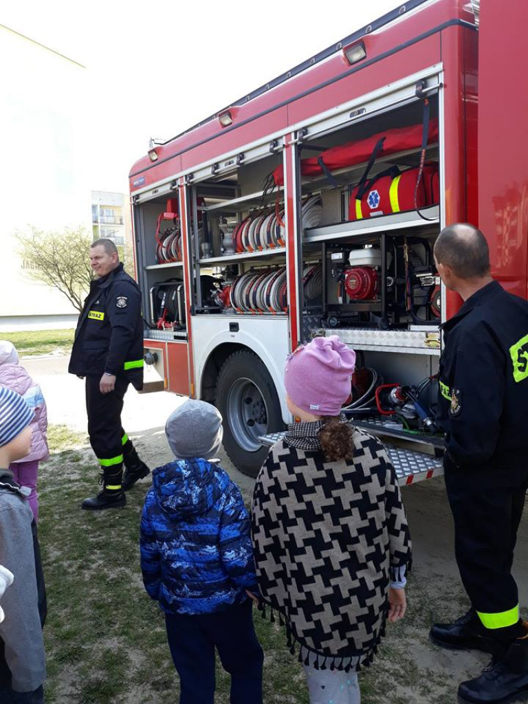 Strażacy w przedszkolu 