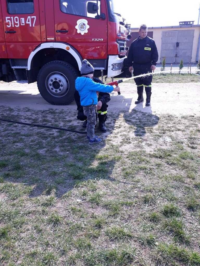 Strażacy w przedszkolu 
