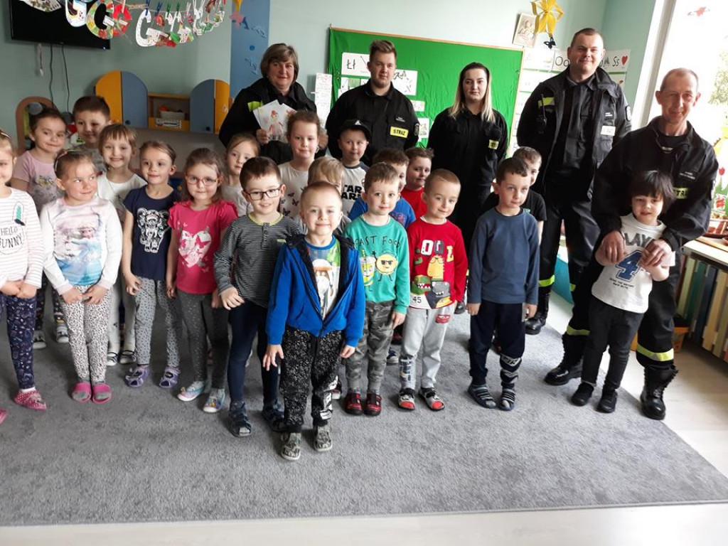 Strażacy w przedszkolu 