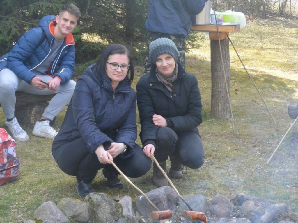 Uczniowie ZSP sadzili las