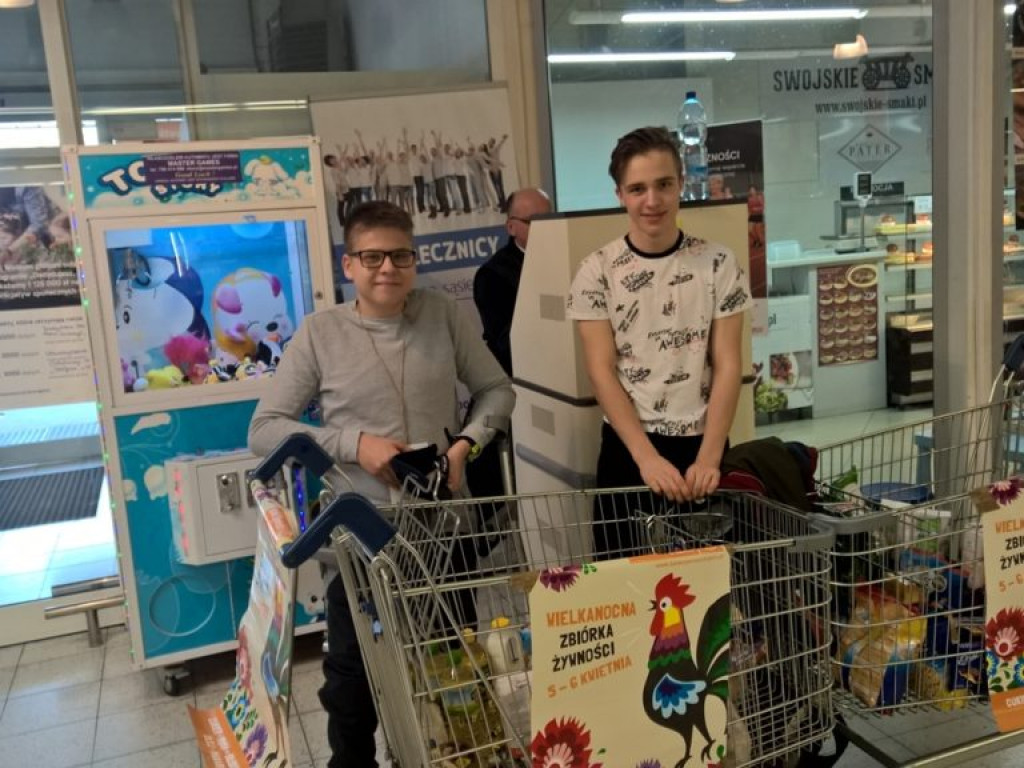 Wielkanocna zbiórka żywności