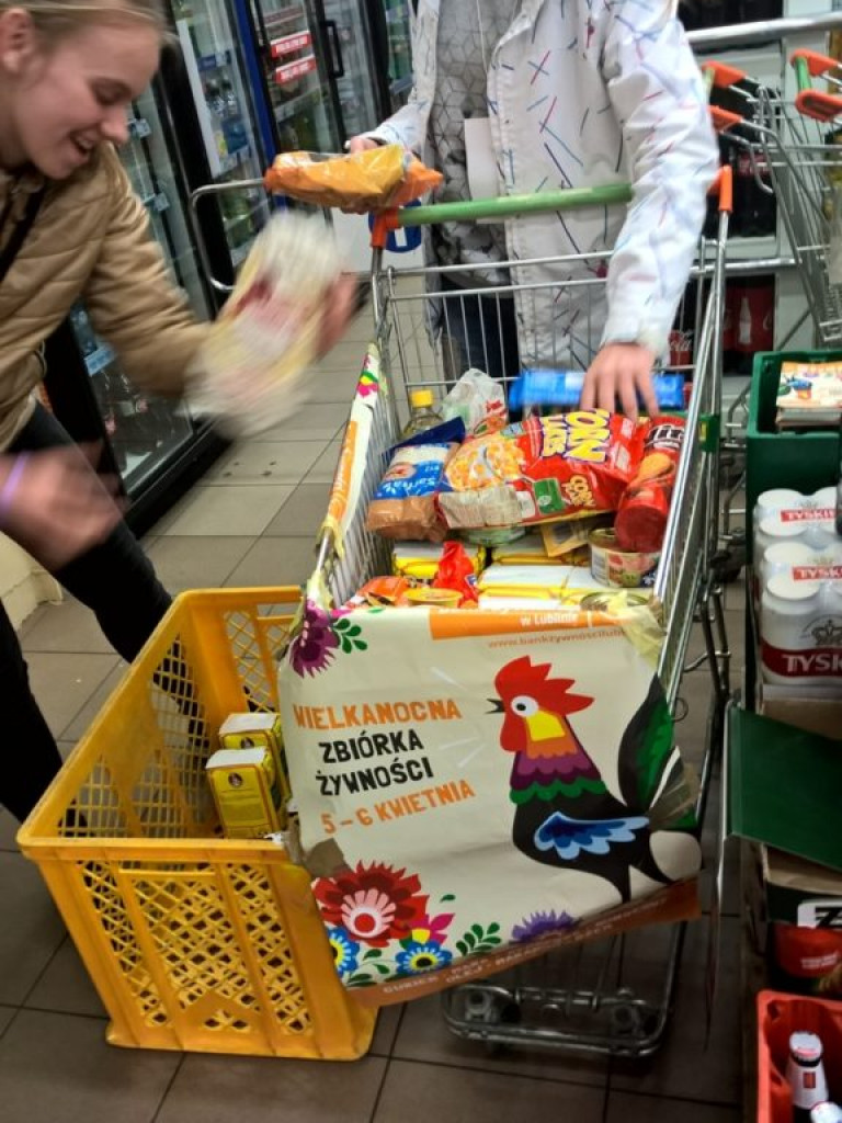 Wielkanocna zbiórka żywności