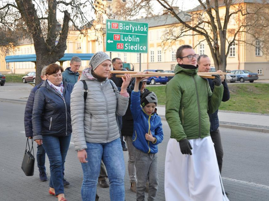 Droga Krzyżowa ulicami Radzynia Podlaskiego