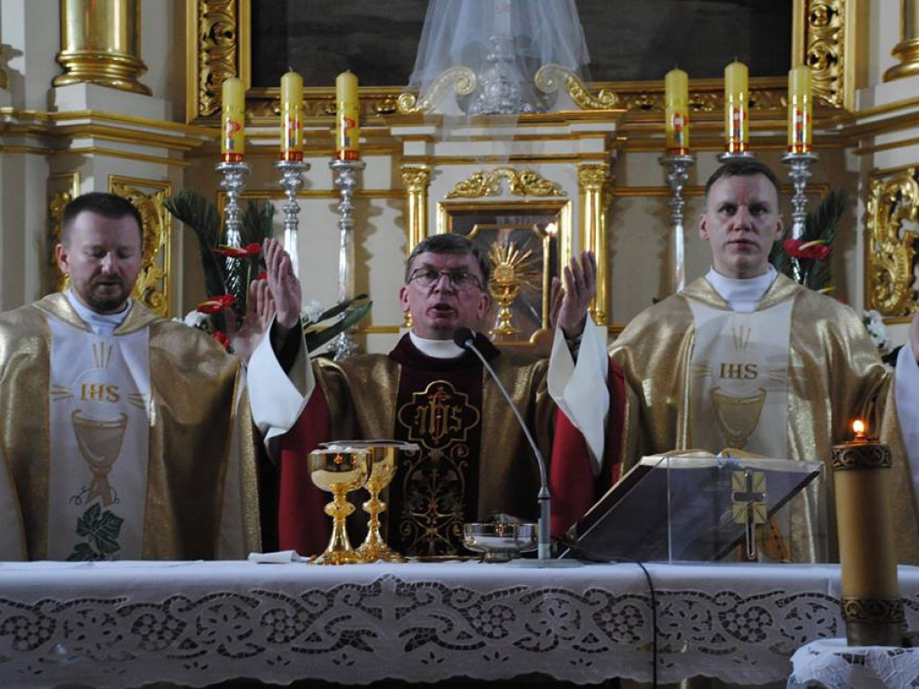 Wielki Czwartek w parafii Św. Trójcy - zdjęcia