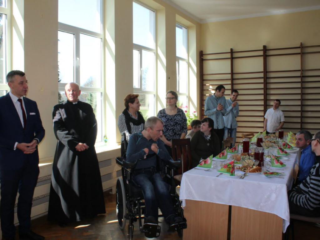 Spotkanie wielkanocne w Warsztatach Terapii Zajęciowej w Kolembrodach