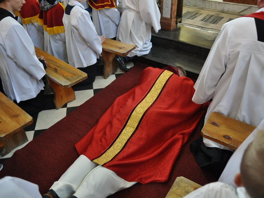 Liturgia Męki Pańskiej w parafii Św. Trójcy