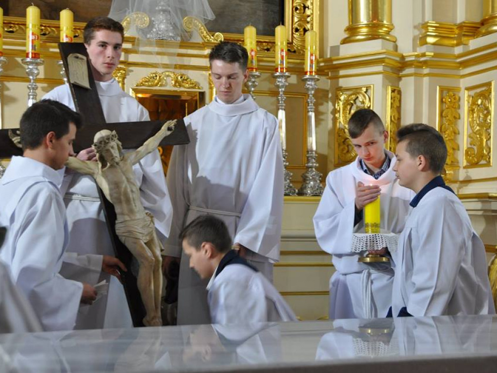 Liturgia Męki Pańskiej w parafii Św. Trójcy