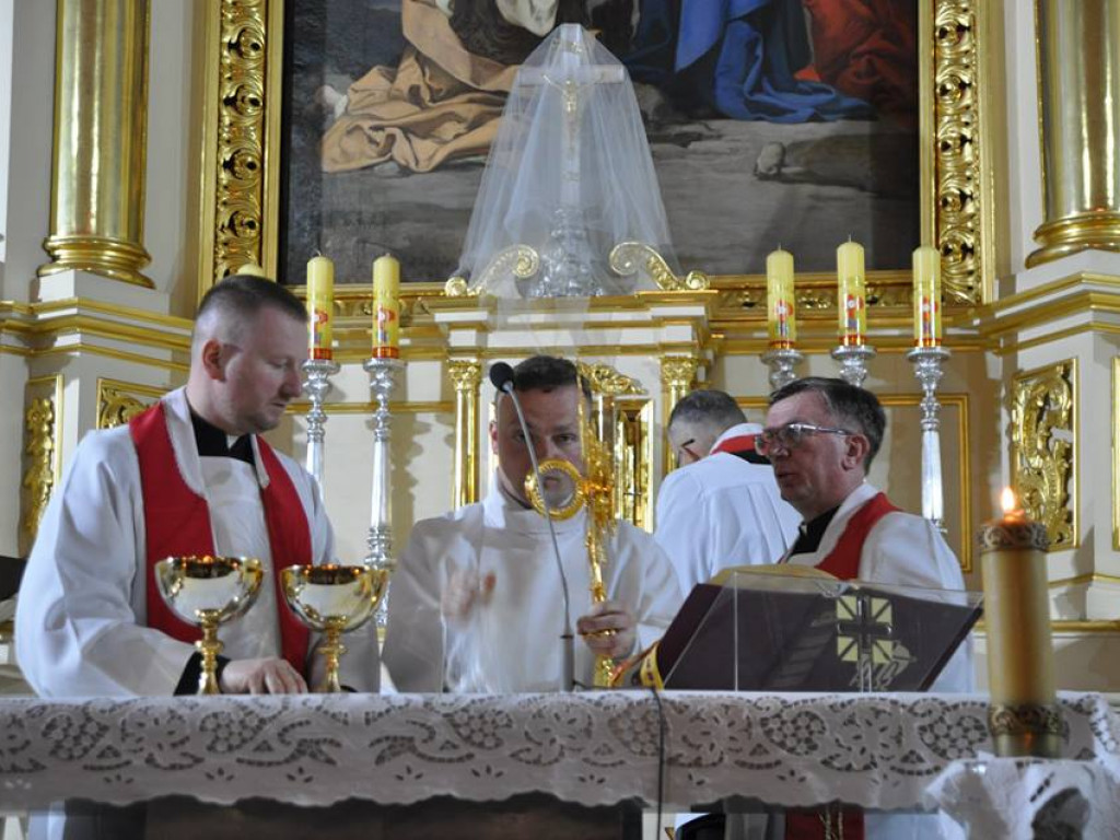 Liturgia Męki Pańskiej w parafii Św. Trójcy