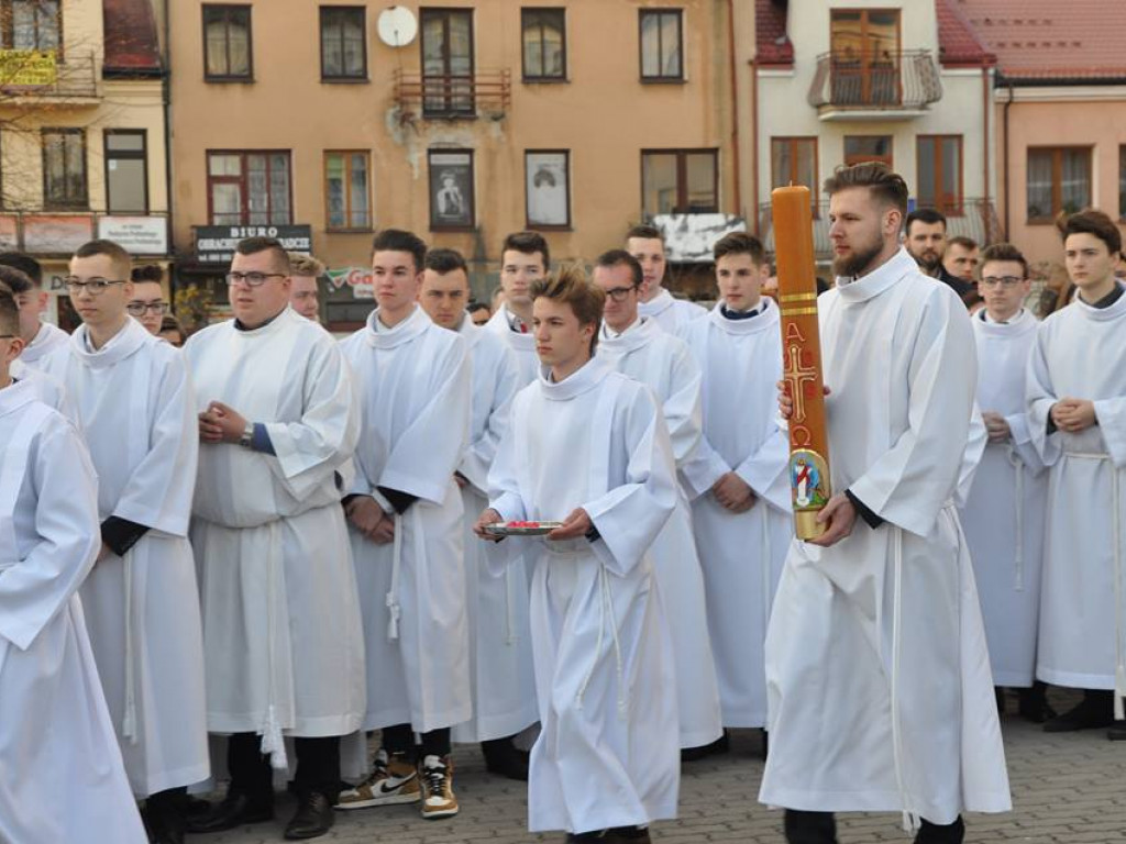 Wigilia Paschalna w parafii Św. Trójcy - zdjęcia