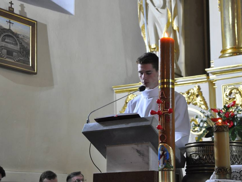 Wigilia Paschalna w parafii Św. Trójcy - zdjęcia