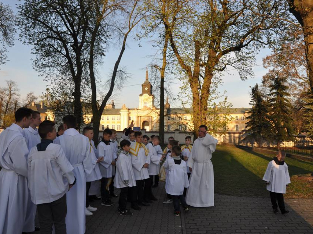 Wigilia Paschalna w parafii Św. Trójcy - zdjęcia
