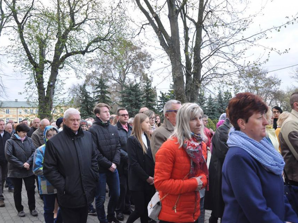 Rezurekcja w parafii Św. Trójcy