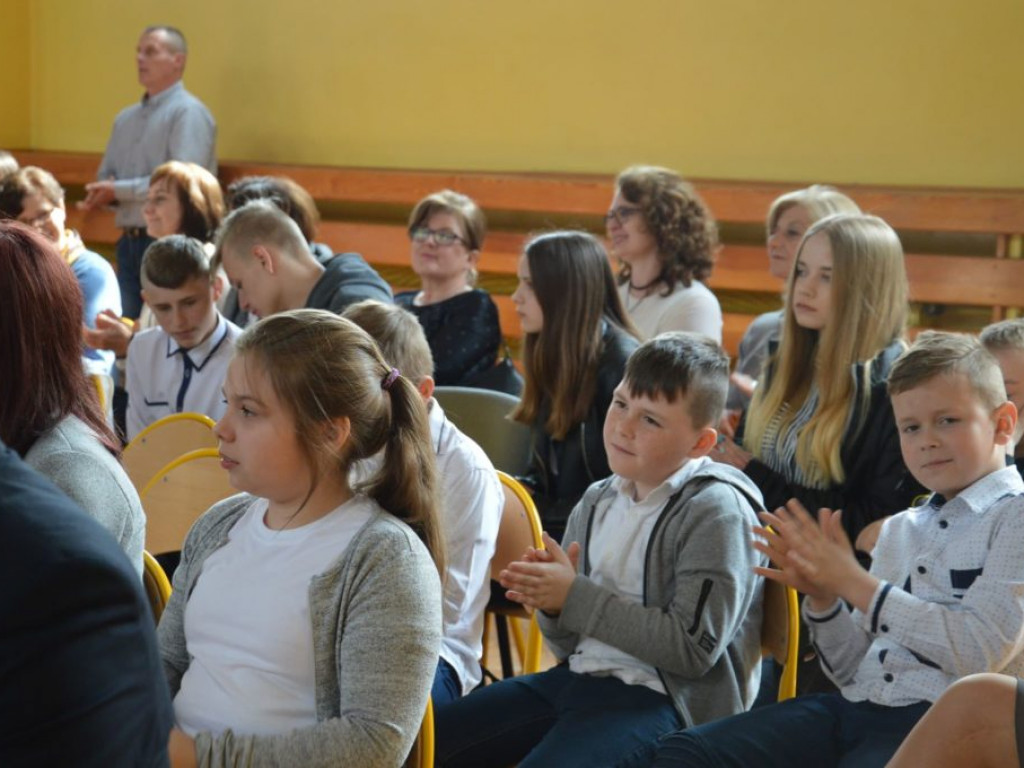 Dzień Patrona w Szkole Podstawowej im. św. Jana Pawła II w Białce