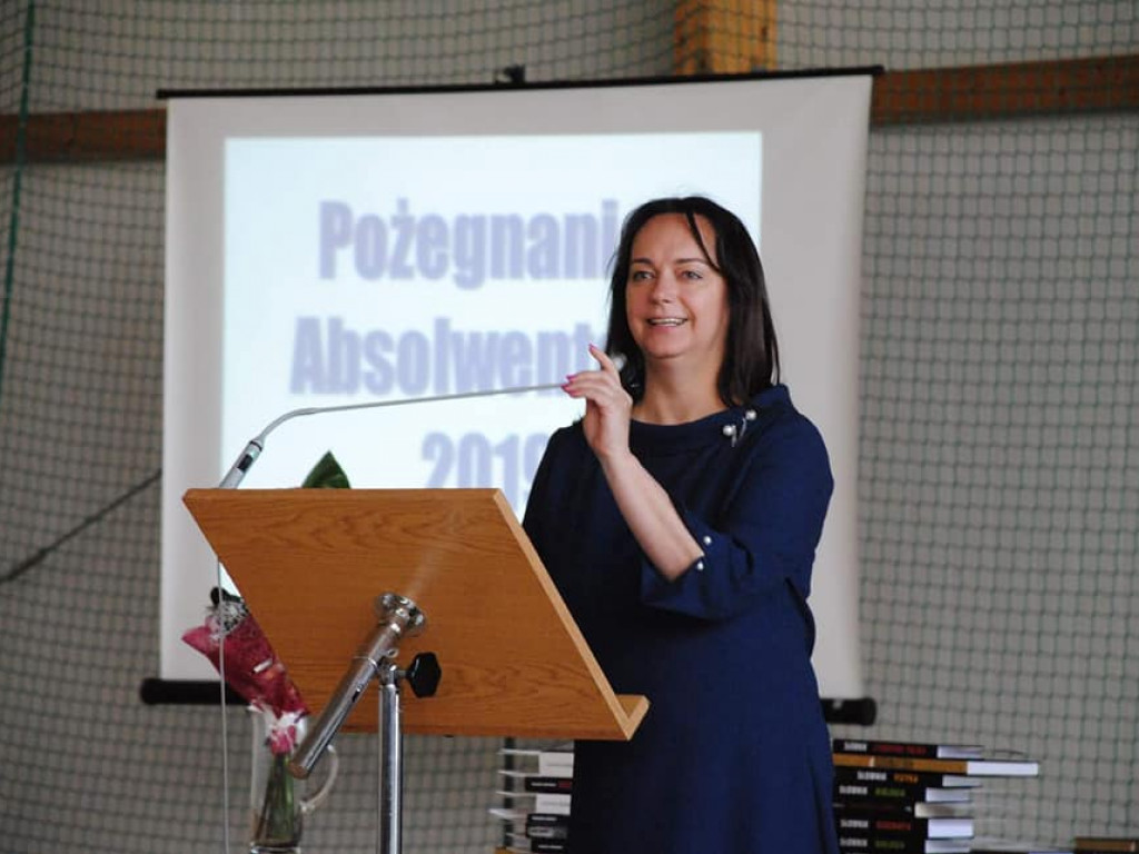 Pożegnanie absolwentów LO - zdjęcia