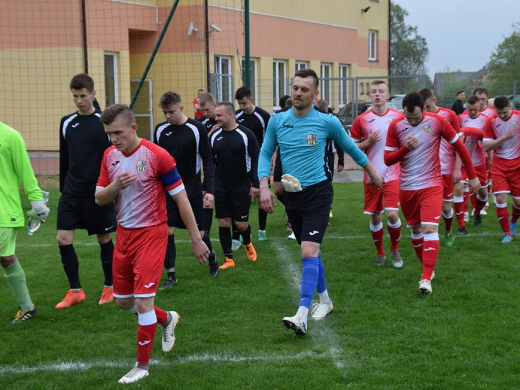 Mecz Gromu Kąkolewnica - zdjęcia