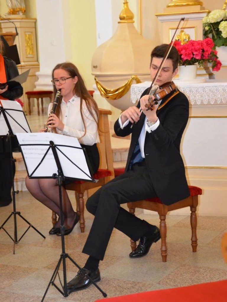 III Festiwal Pieśni Maryjnej w Ulanie-Majoracie - zdjęcia