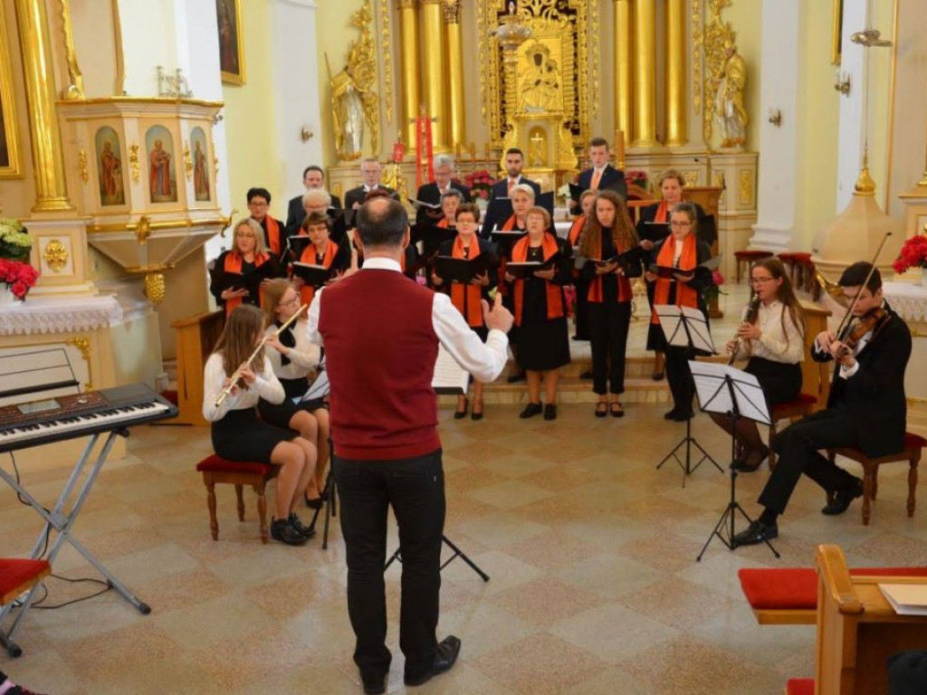 III Festiwal Pieśni Maryjnej w Ulanie-Majoracie - zdjęcia