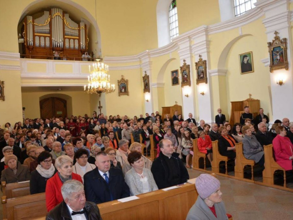 III Festiwal Pieśni Maryjnej w Ulanie-Majoracie - zdjęcia