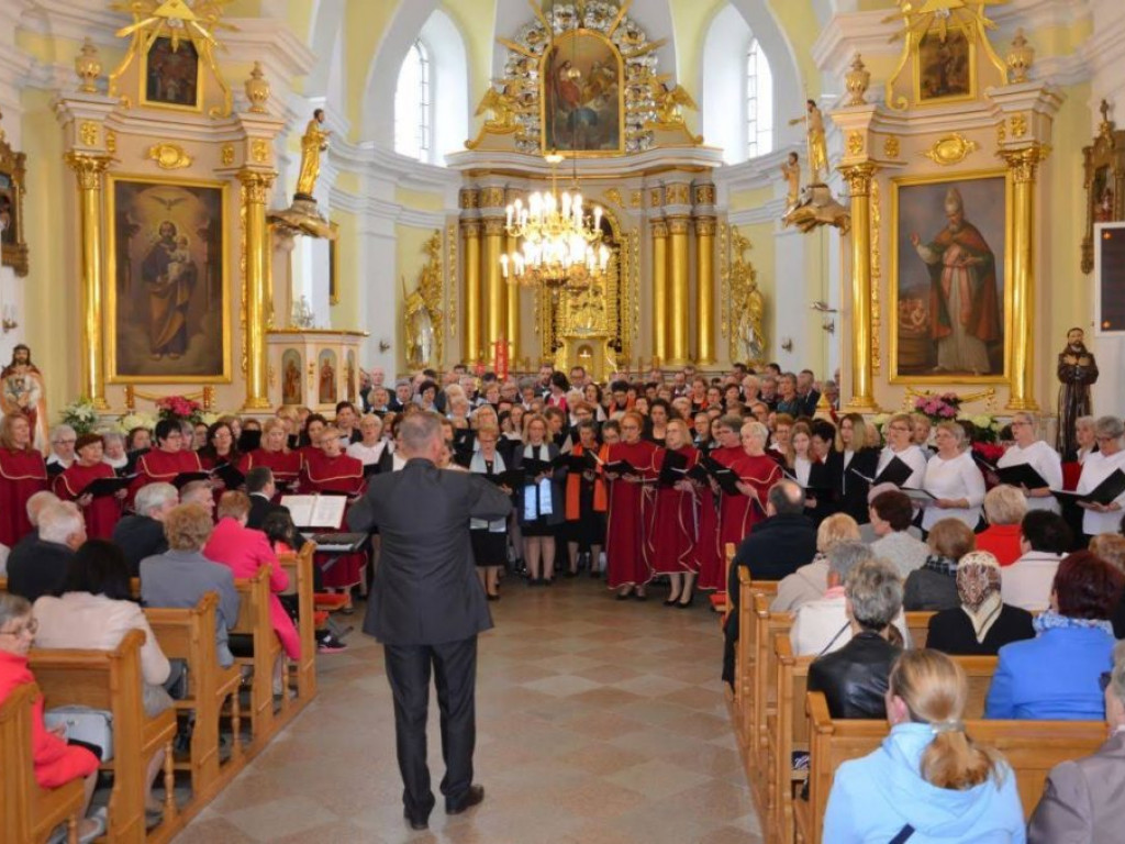 III Festiwal Pieśni Maryjnej w Ulanie-Majoracie - zdjęcia