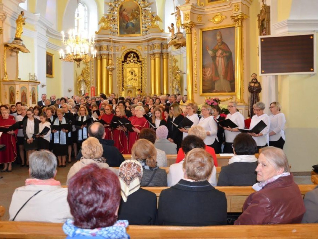 III Festiwal Pieśni Maryjnej w Ulanie-Majoracie - zdjęcia