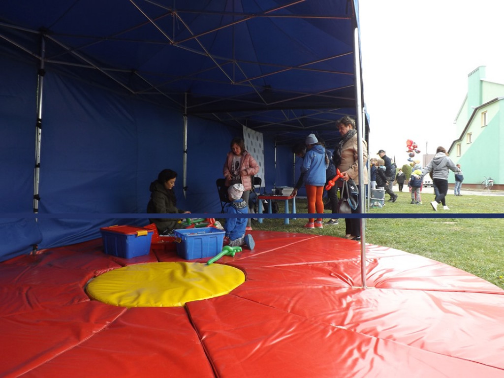 Obchody Święta Konsytucji 3 maja i Dnia Strażaka w Komarówce P. - zdjęcia