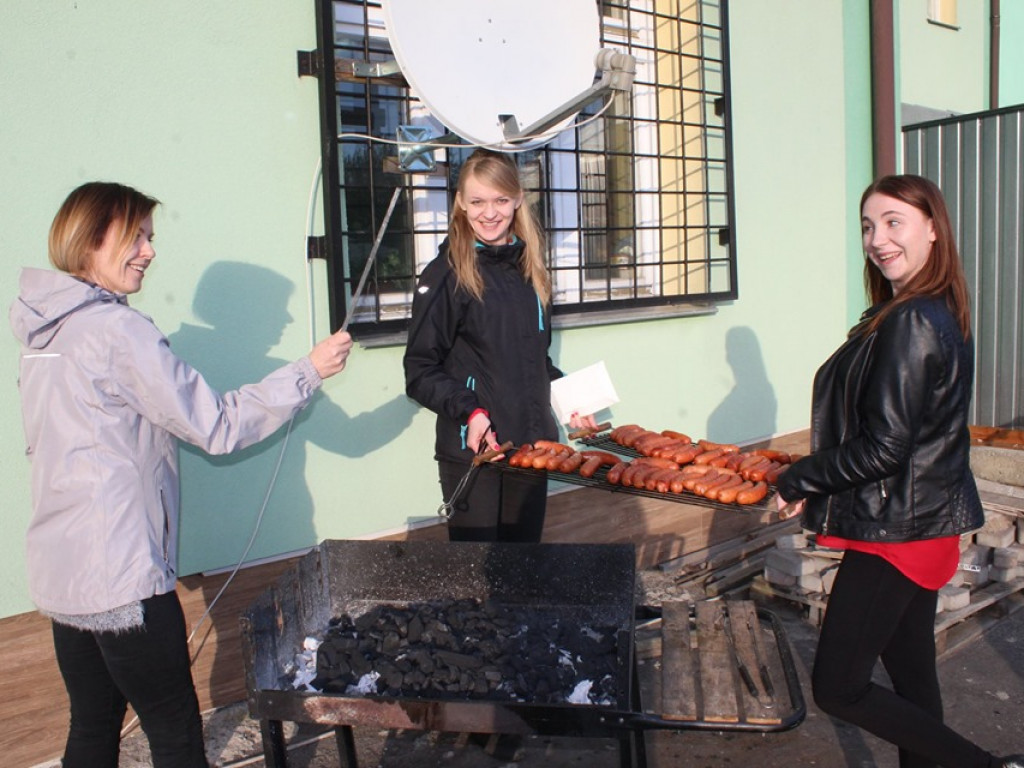 Obchody Święta Konsytucji 3 maja i Dnia Strażaka w Komarówce P. - zdjęcia