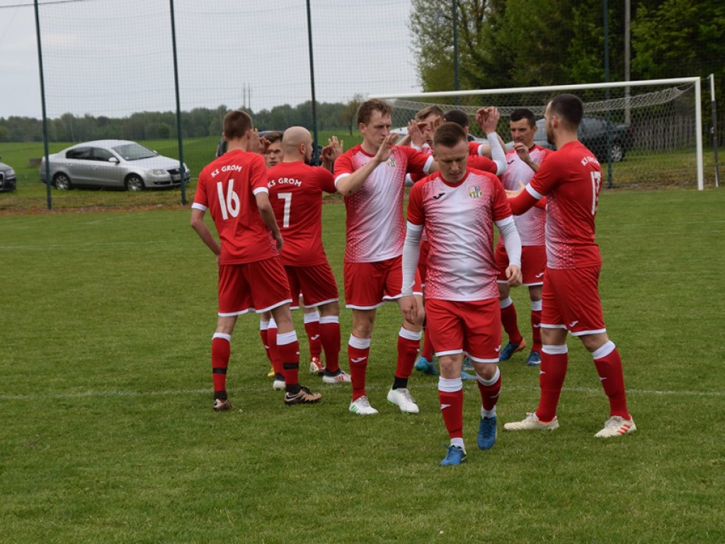 Mecz Unii Żabików z Gromem Kąkolewnica