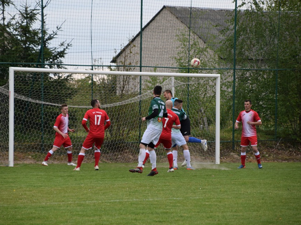 Mecz Unii Żabików z Gromem Kąkolewnica