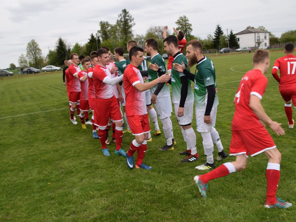 Mecz Unii Żabików z Gromem Kąkolewnica