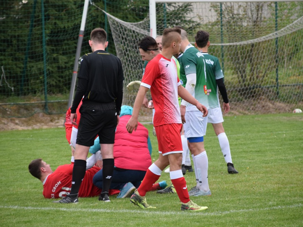 Mecz Unii Żabików z Gromem Kąkolewnica