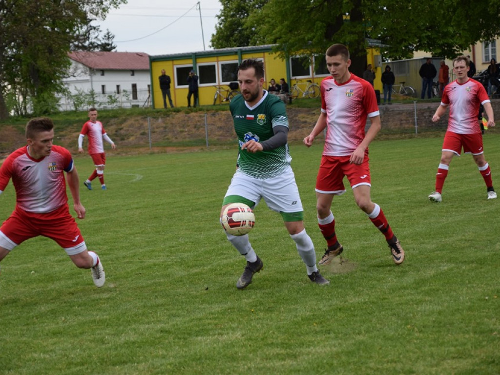 Mecz Unii Żabików z Gromem Kąkolewnica