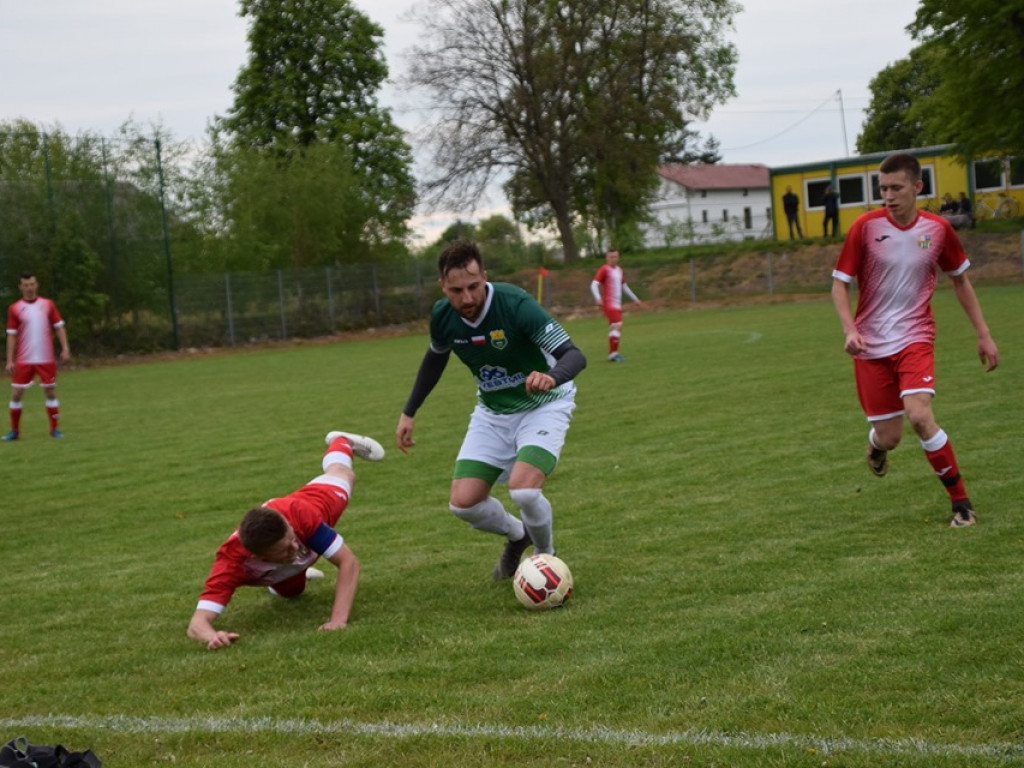 Mecz Unii Żabików z Gromem Kąkolewnica