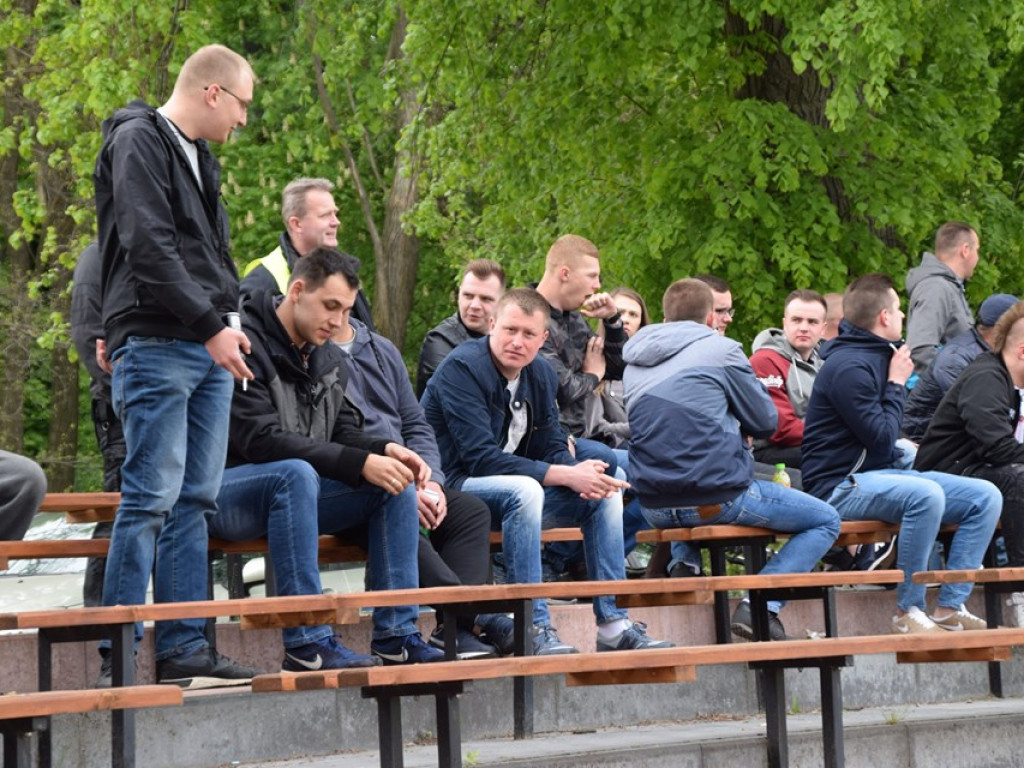 Mecz Unii Żabików z Gromem Kąkolewnica