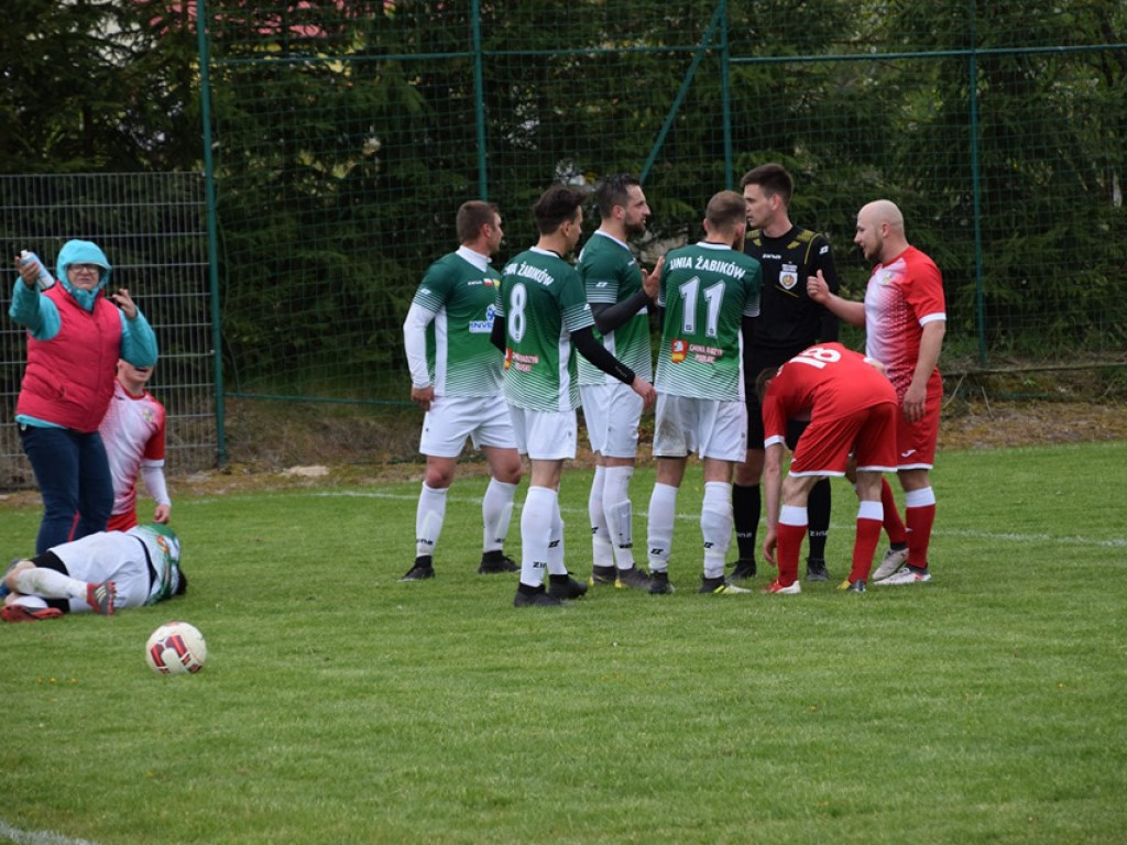 Mecz Unii Żabików z Gromem Kąkolewnica